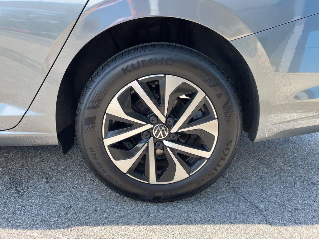 used 2025 Volkswagen Jetta car, priced at $19,212