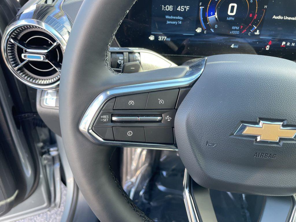 new 2026 Chevrolet Equinox car, priced at $28,679