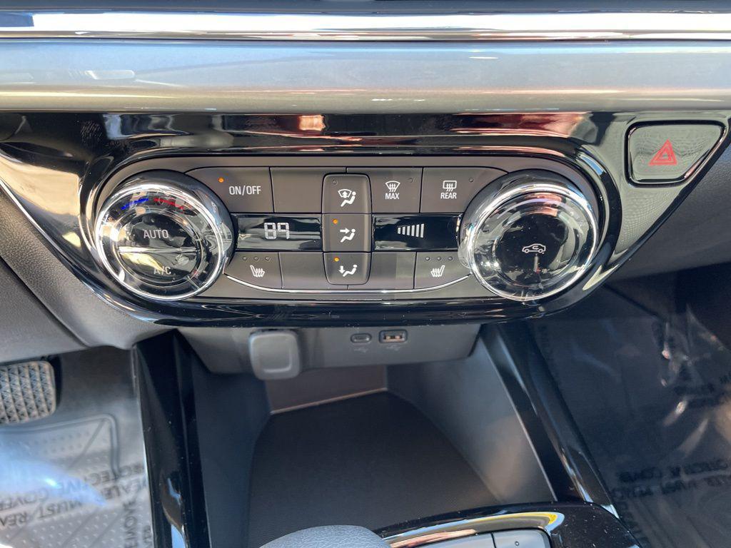 new 2026 Chevrolet Trax car, priced at $25,650