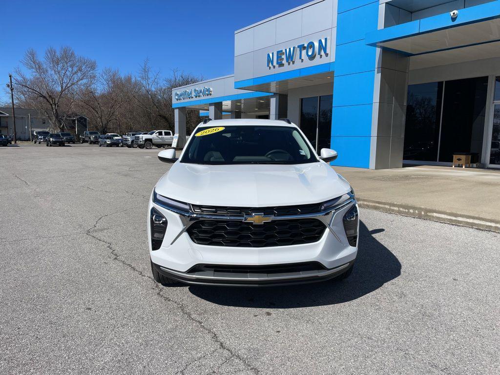 new 2026 Chevrolet Trax car, priced at $25,650