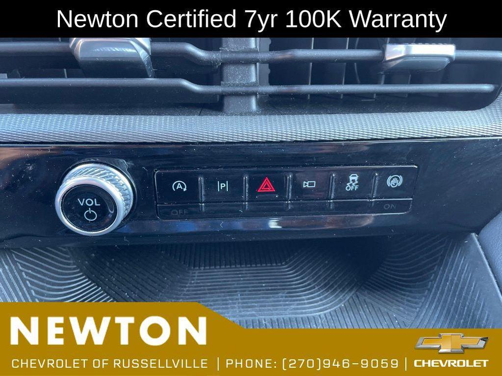 used 2025 Ford Explorer car, priced at $38,900