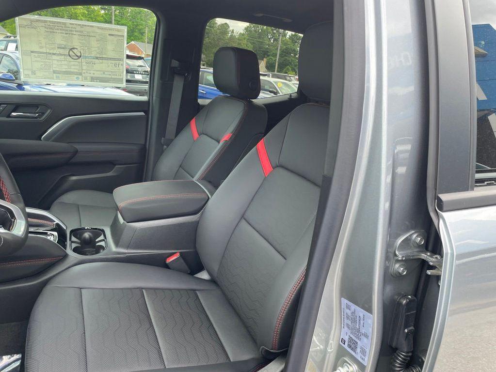 new 2026 Chevrolet Colorado car, priced at $44,634