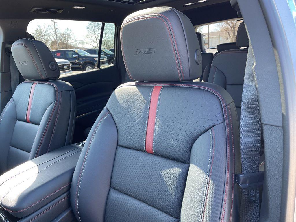 new 2026 Chevrolet Traverse car, priced at $57,935