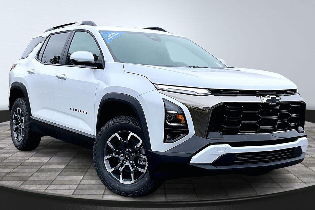 new 2026 Chevrolet Equinox car, priced at $35,222