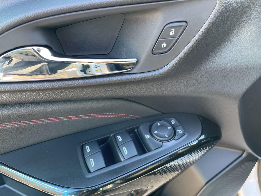 new 2026 Chevrolet Trax car, priced at $28,650