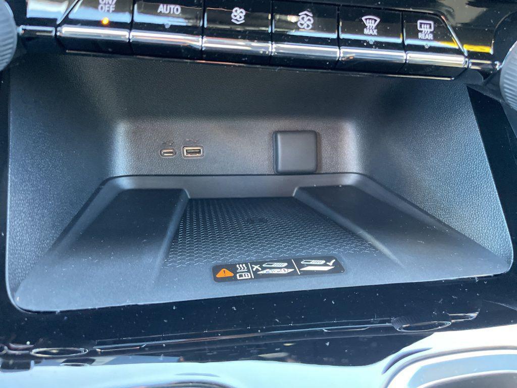 new 2026 Chevrolet Traverse car, priced at $44,445