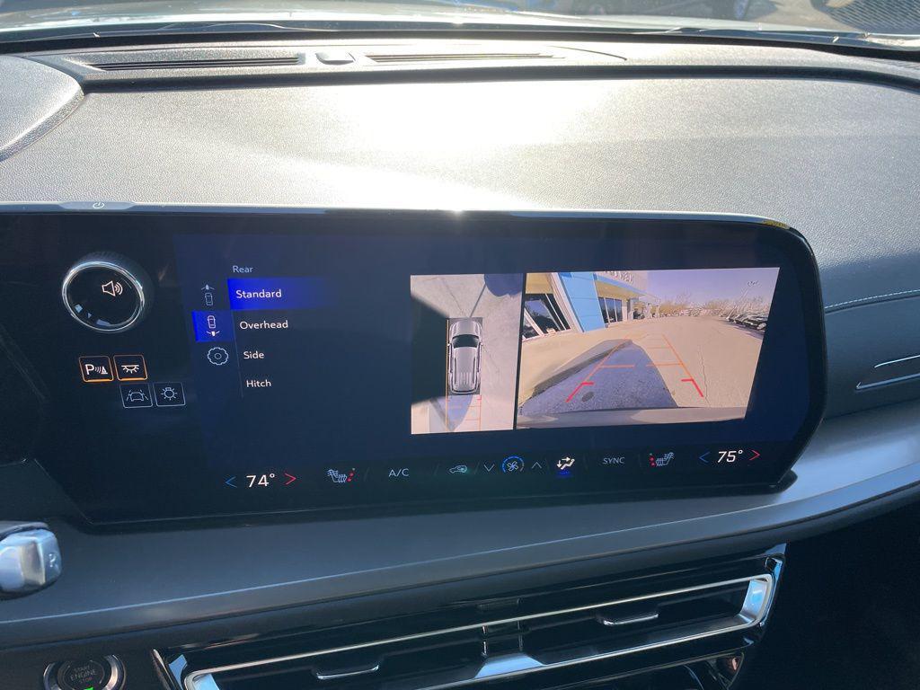 new 2026 Chevrolet Traverse car, priced at $44,445