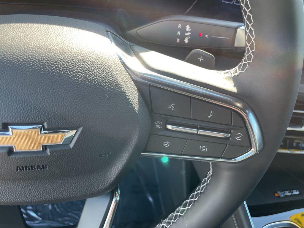 new 2026 Chevrolet Traverse car, priced at $44,445