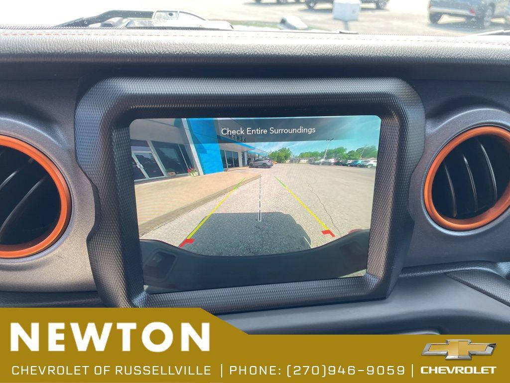 used 2022 Jeep Gladiator car, priced at $40,994
