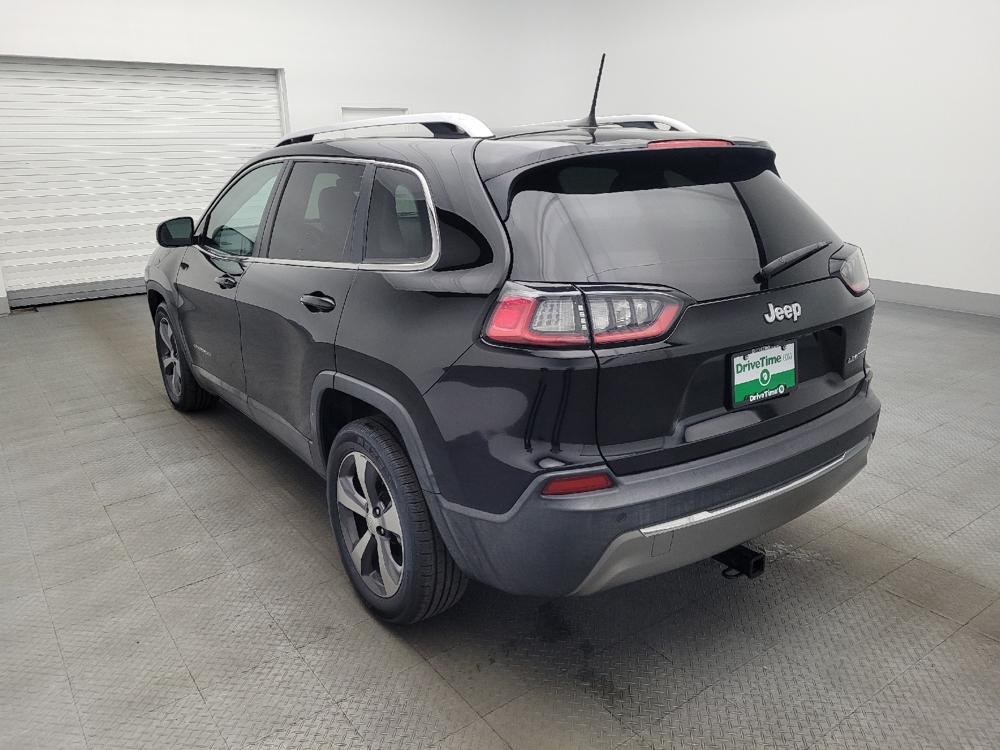used 2019 Jeep Cherokee car, priced at $16,395