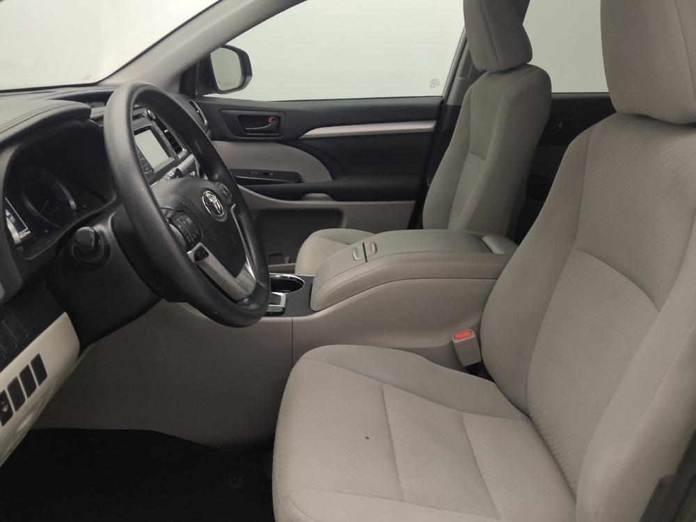 used 2019 Toyota Highlander car, priced at $22,095