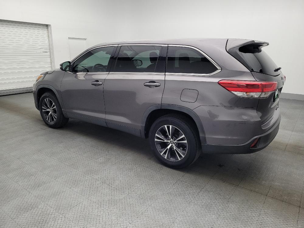 used 2019 Toyota Highlander car, priced at $21,195