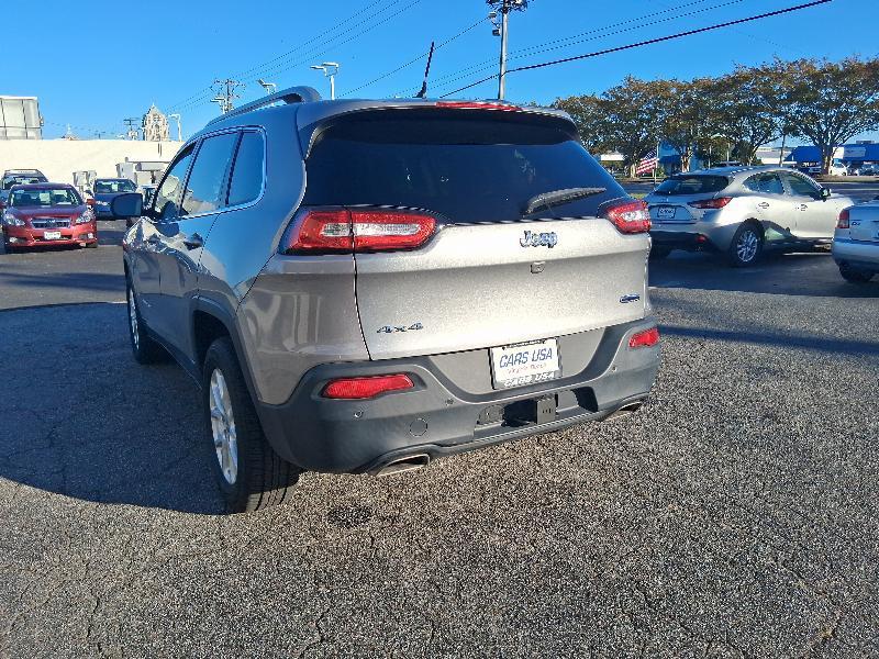 used 2015 Jeep Cherokee car, priced at $8,995