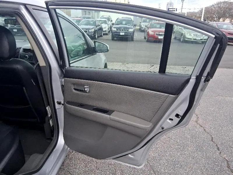 used 2009 Nissan Sentra car, priced at $5,495