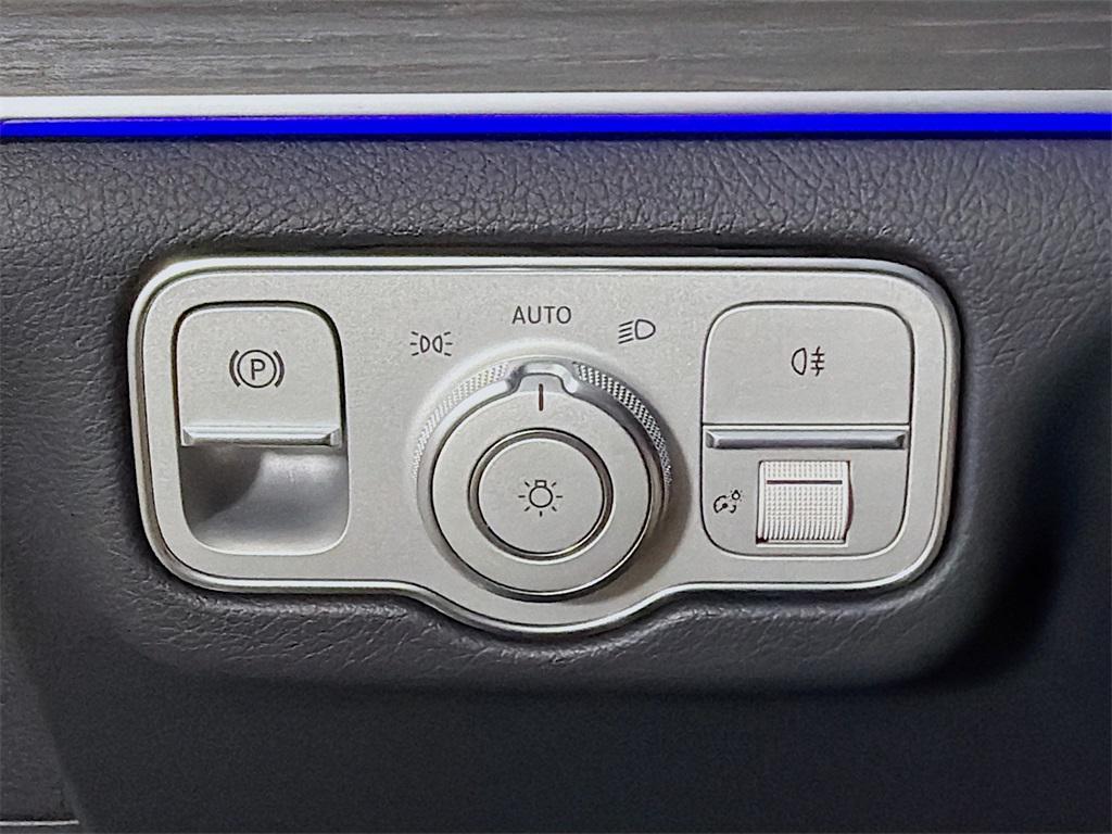 new 2026 Mercedes-Benz GLE 350 car, priced at $72,600