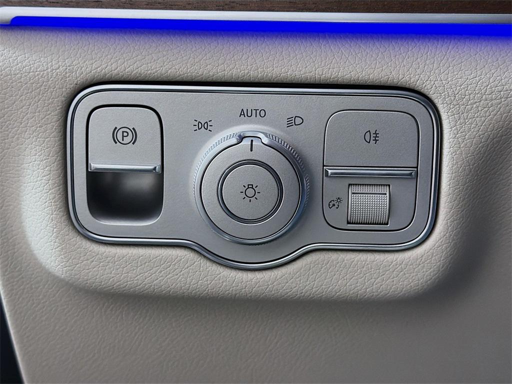 new 2026 Mercedes-Benz GLS 450 car, priced at $101,500