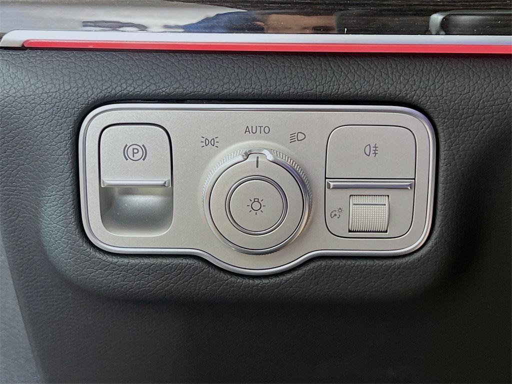 new 2025 Mercedes-Benz GLE 450e car, priced at $75,390