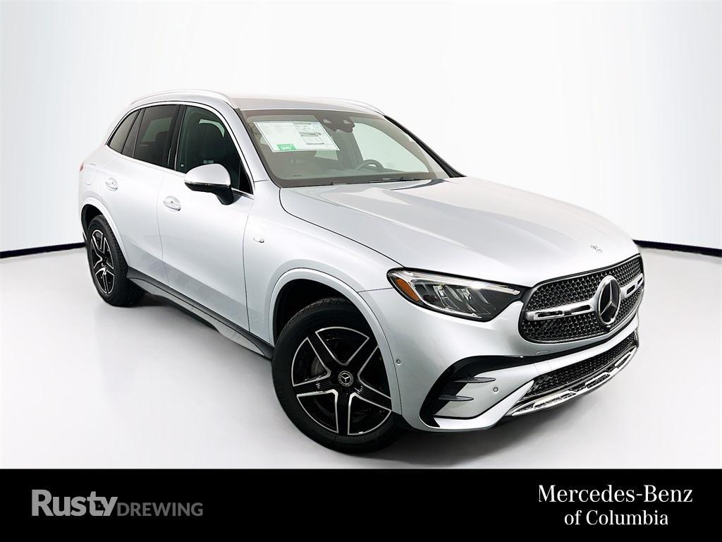new 2025 Mercedes-Benz GLC 350e car, priced at $67,450