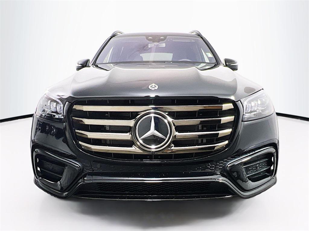 new 2026 Mercedes-Benz GLS 580 car, priced at $122,865