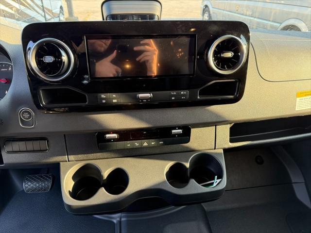 new 2025 Mercedes-Benz Sprinter 2500 car, priced at $74,419