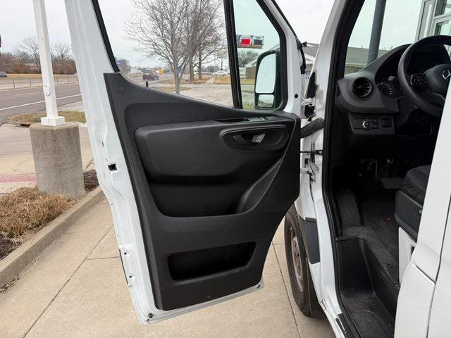 used 2020 Mercedes-Benz Sprinter 1500 car, priced at $34,980