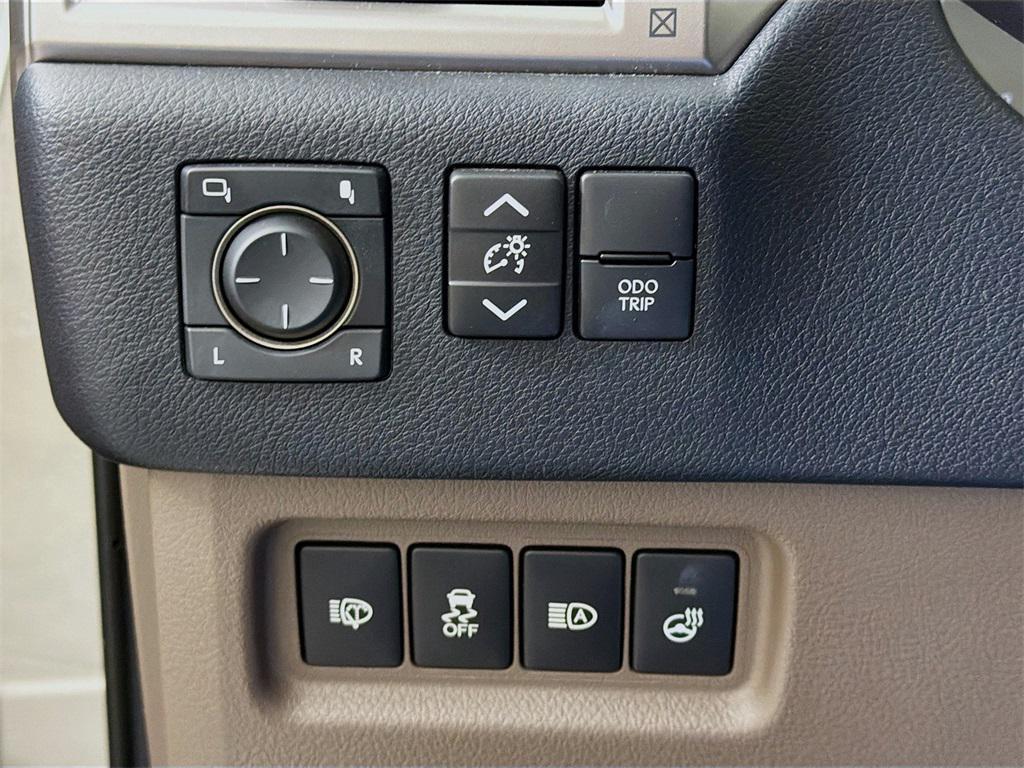 used 2022 Lexus GX 460 car, priced at $48,980