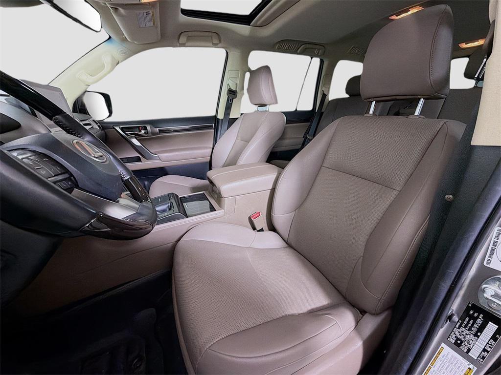 used 2022 Lexus GX 460 car, priced at $48,980