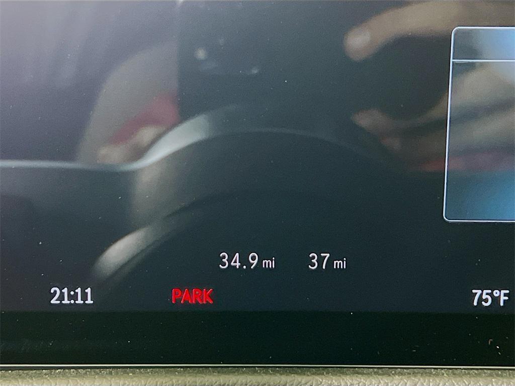 new 2025 Mercedes-Benz GLB 250 car, priced at $47,500