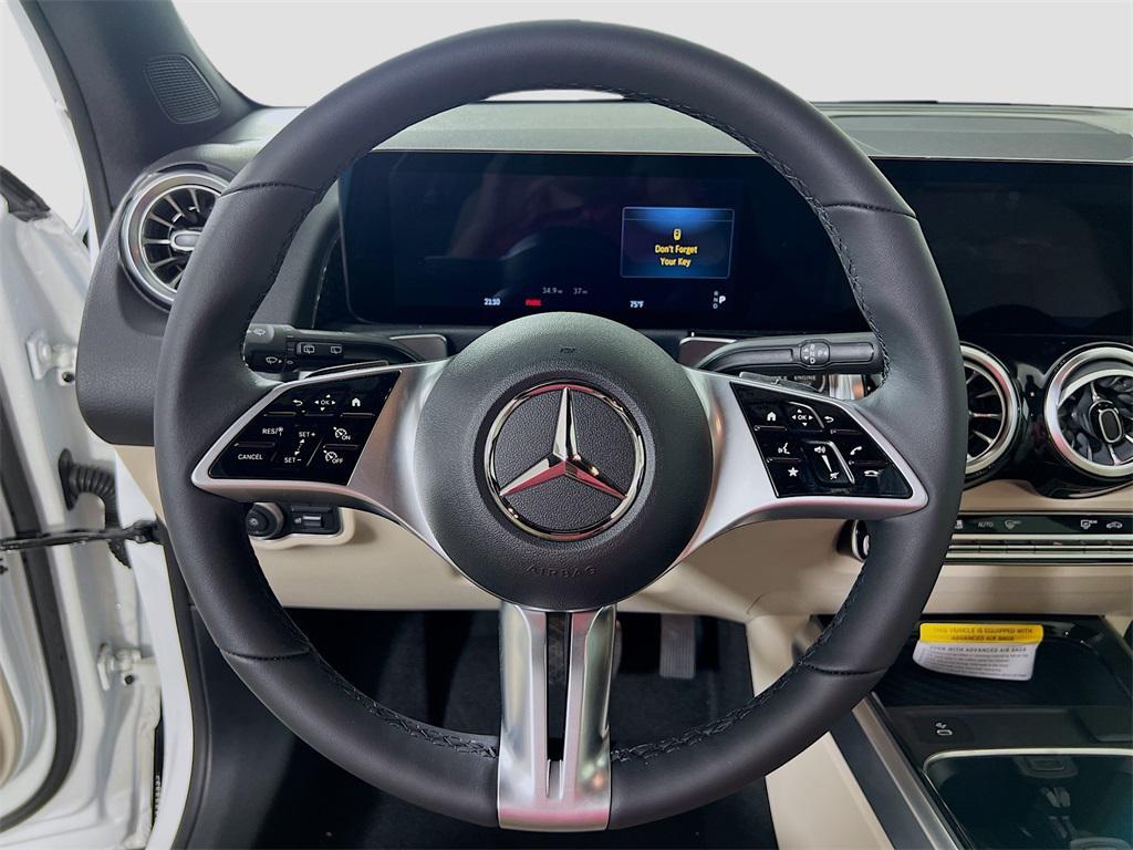 new 2025 Mercedes-Benz GLB 250 car, priced at $47,500