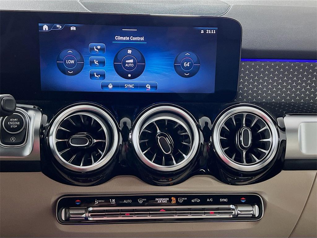 new 2025 Mercedes-Benz GLB 250 car, priced at $47,500