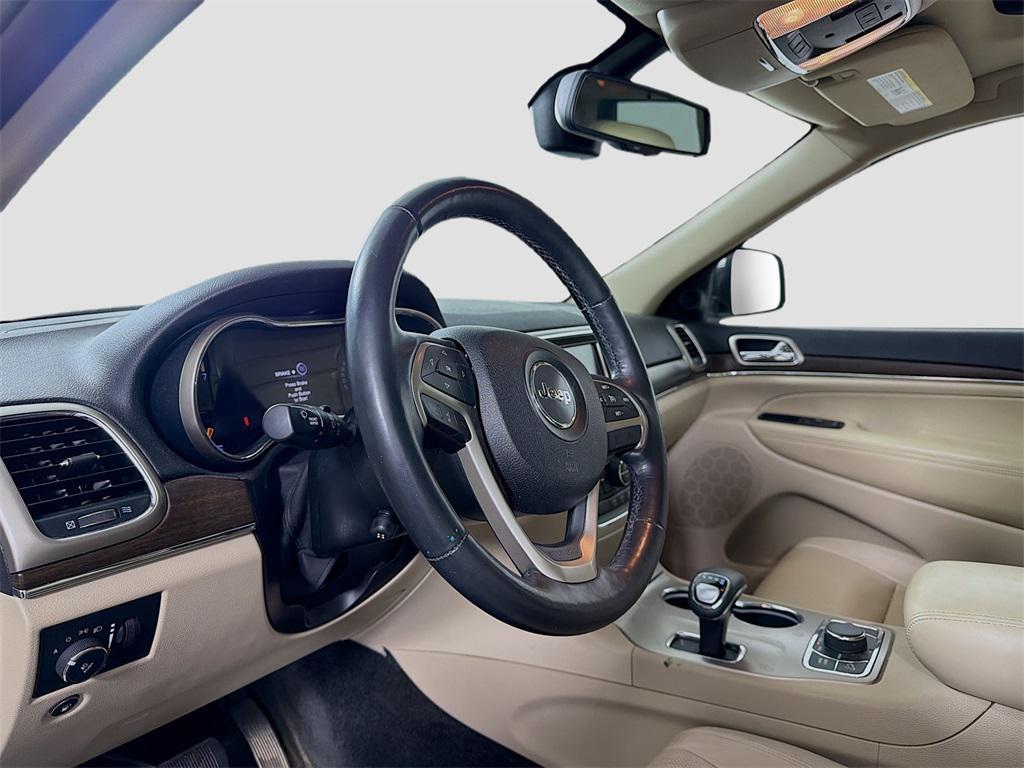 used 2015 Jeep Grand Cherokee car, priced at $13,499