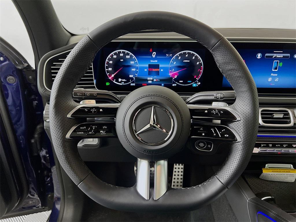 new 2025 Mercedes-Benz GLS 580 car, priced at $136,000