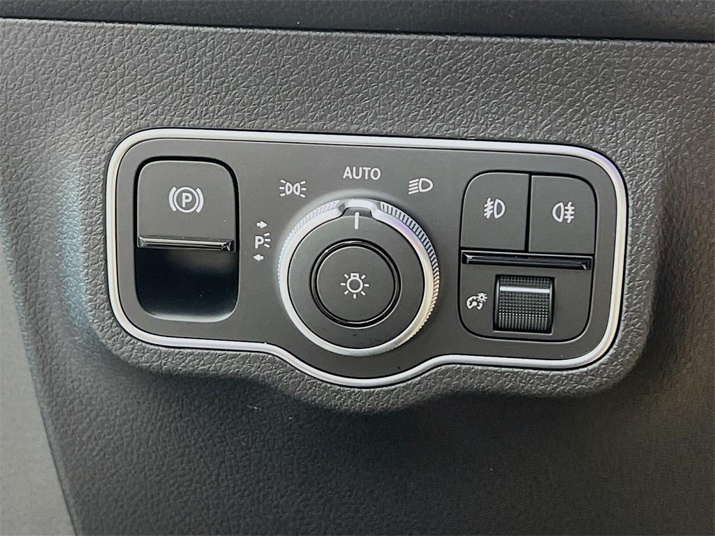 new 2026 Mercedes-Benz GLB 250 car, priced at $49,705