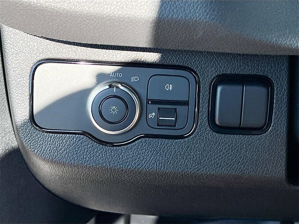 new 2025 Mercedes-Benz Sprinter 2500 car, priced at $75,331
