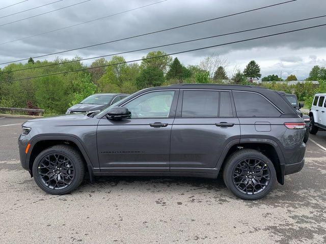 new 2026 Jeep Grand Cherokee car, priced at $61,209