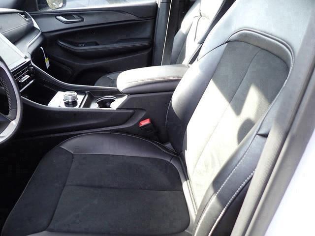 used 2024 Jeep Grand Cherokee L car, priced at $31,199