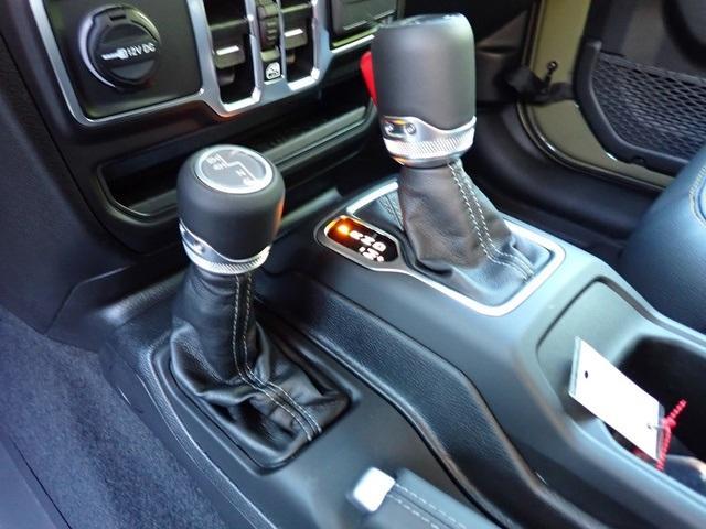 new 2025 Jeep Gladiator car, priced at $46,237