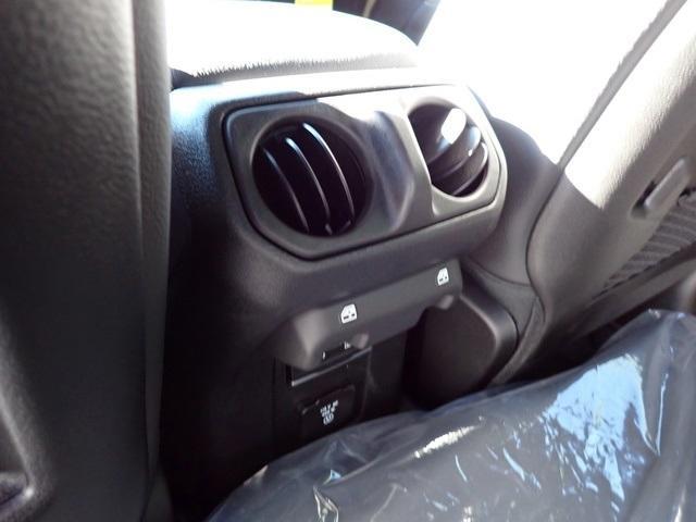 new 2025 Jeep Gladiator car, priced at $46,237