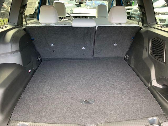 new 2026 Jeep Cherokee car, priced at $41,615