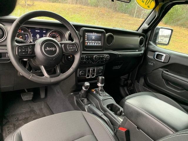 used 2023 Jeep Gladiator car, priced at $33,165