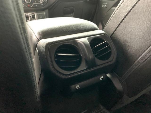 used 2023 Jeep Gladiator car, priced at $33,165