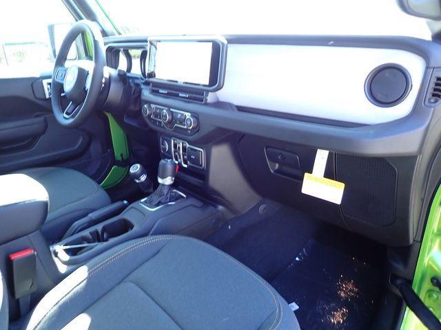 new 2025 Jeep Wrangler car, priced at $43,599