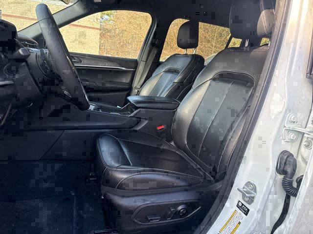 used 2025 Jeep Grand Cherokee L car, priced at $41,721