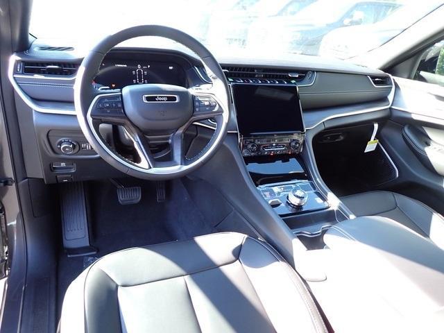 new 2025 Jeep Grand Cherokee L car, priced at $44,383