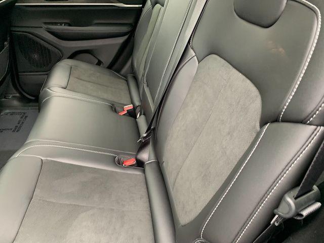 new 2026 Jeep Grand Cherokee car, priced at $44,317