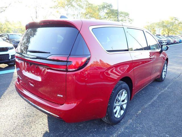 new 2026 Chrysler Pacifica car, priced at $45,446
