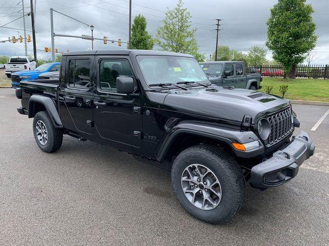 new 2026 Jeep Gladiator car, priced at $50,307