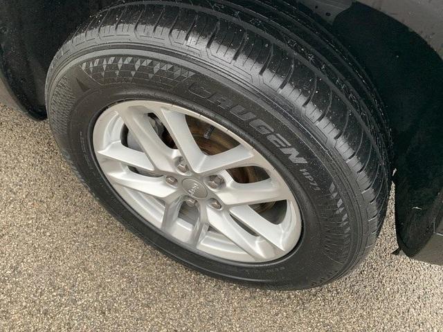 used 2022 Jeep Grand Cherokee L car, priced at $27,562