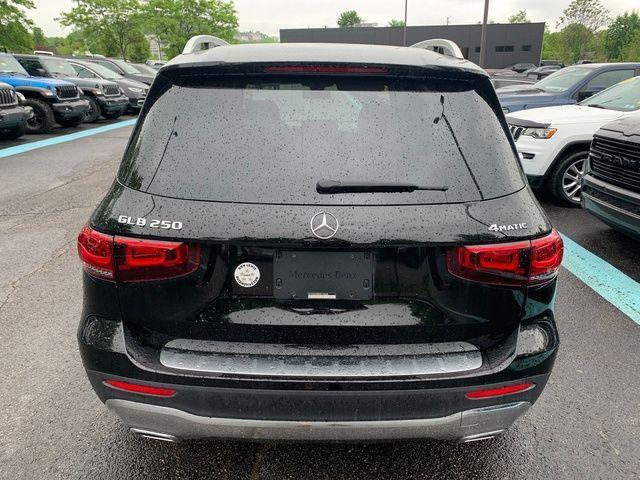 used 2021 Mercedes-Benz GLB 250 car, priced at $25,378