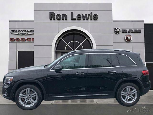 used 2021 Mercedes-Benz GLB 250 car, priced at $25,378